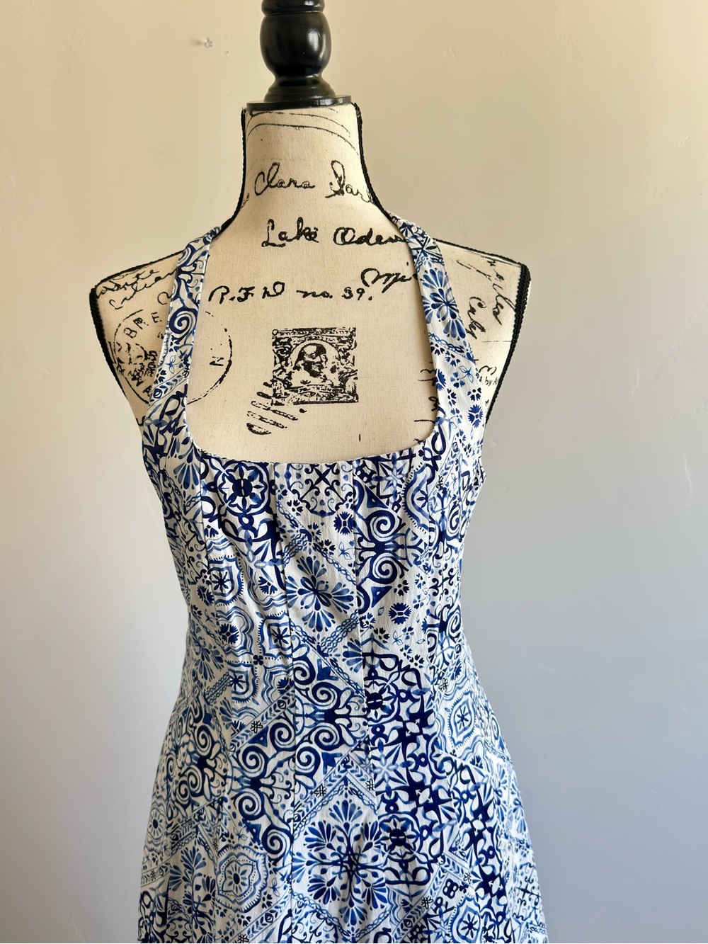 Avec Les Filles Blue and White Patterned Halter Neck Maxi Dress Size 8 NWT - Picture 5 of 15
